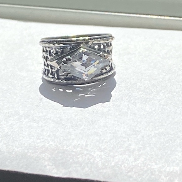 Silpada Vintage-Inspired Silver CZ Wide Band Ring  size 6 - Picture 4 of 7